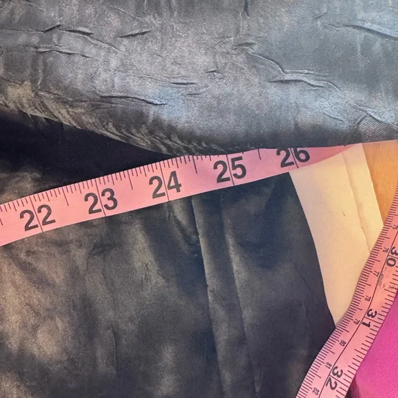 Notations Woman Black Textured Button-Down Blouse – Size 22W - Picture 7 of 9